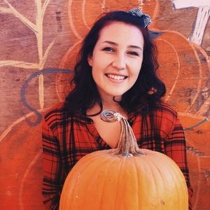 Meet your Posher, Sierra